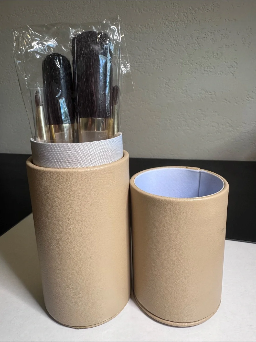 Estée Lauder beige Leatherette Cylinder Brush & Organizer Set - Home Storage